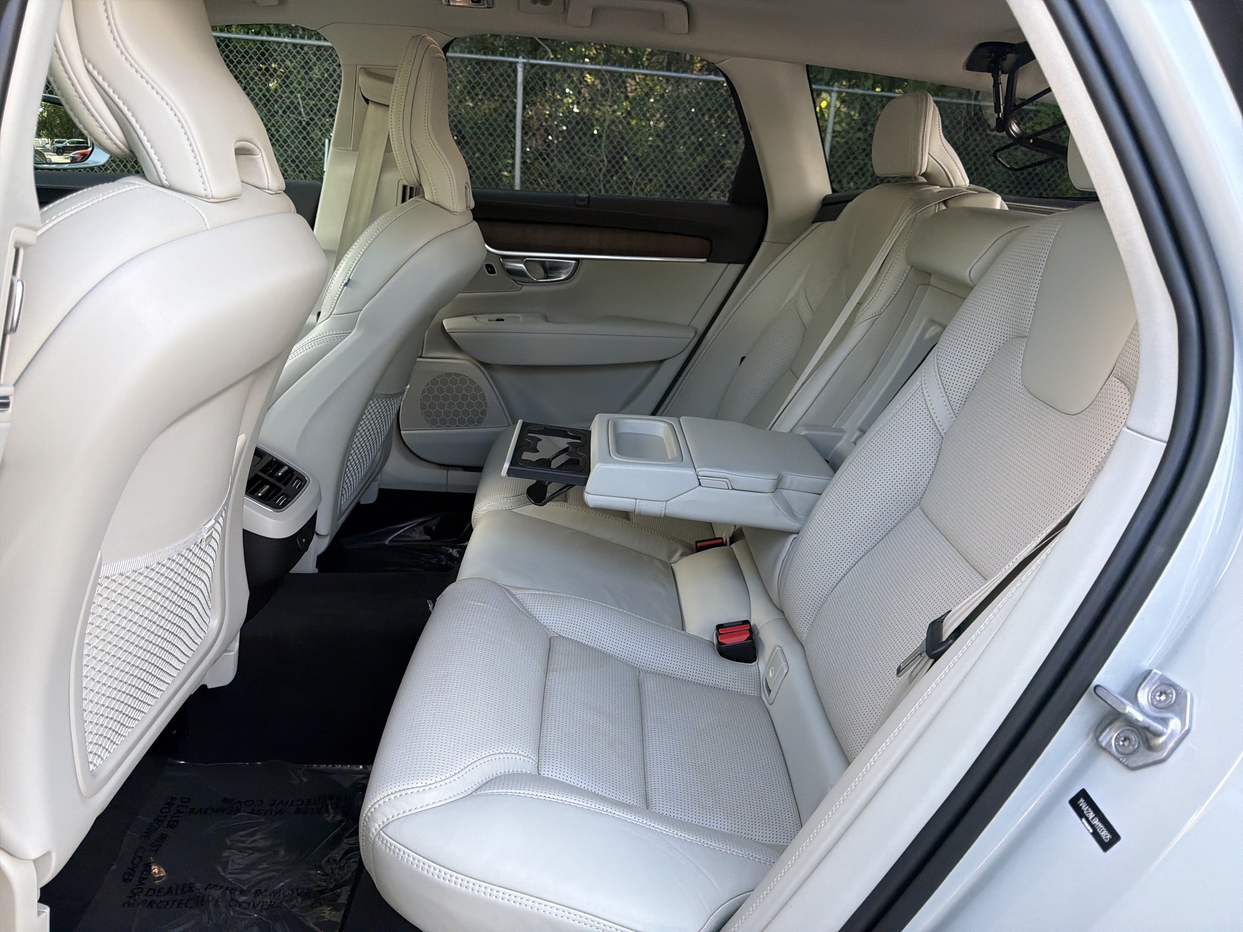 Used 2021 Volvo V90 T6 Cross Country AWD/4WD image 32