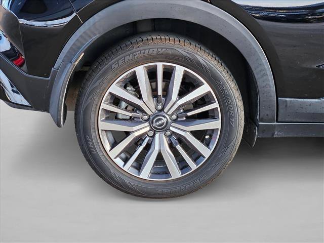Used 2023 Nissan Kicks SV FWD image 18