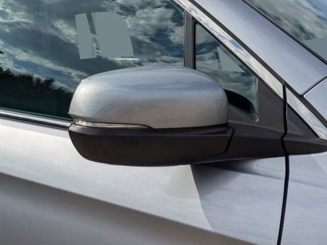 Used 2021 Honda Pilot EX image 11