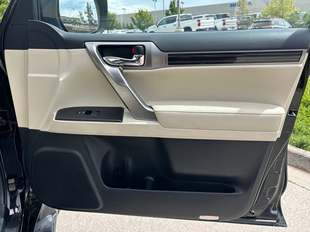 Used 2023 Lexus GX 460 Premium w/ Premium Package AWD/4WD image 31