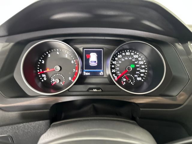 Used 2021 Volkswagen Tiguan SE image 17