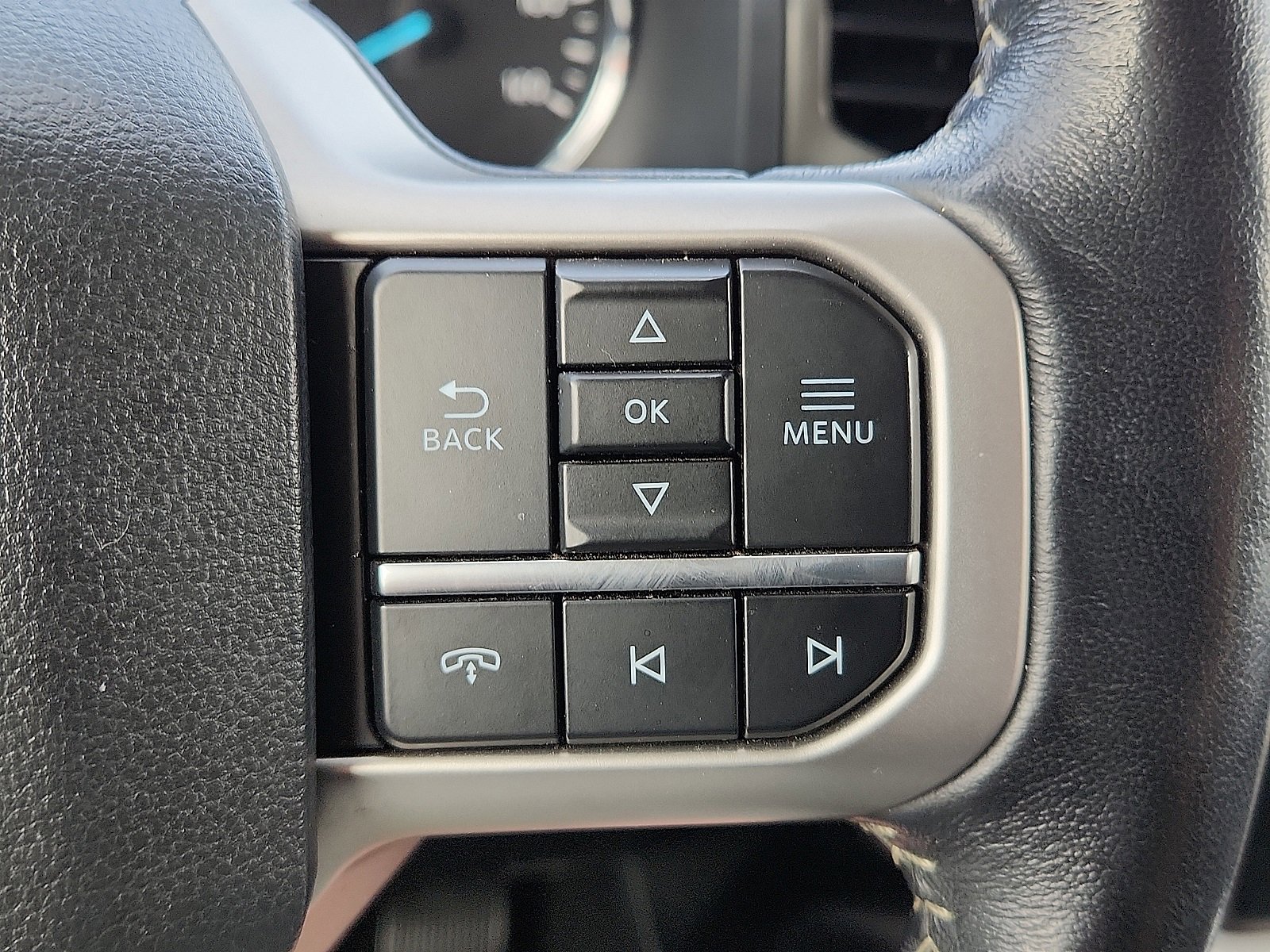 Used 2024 Ford Expedition Max XLT image 18