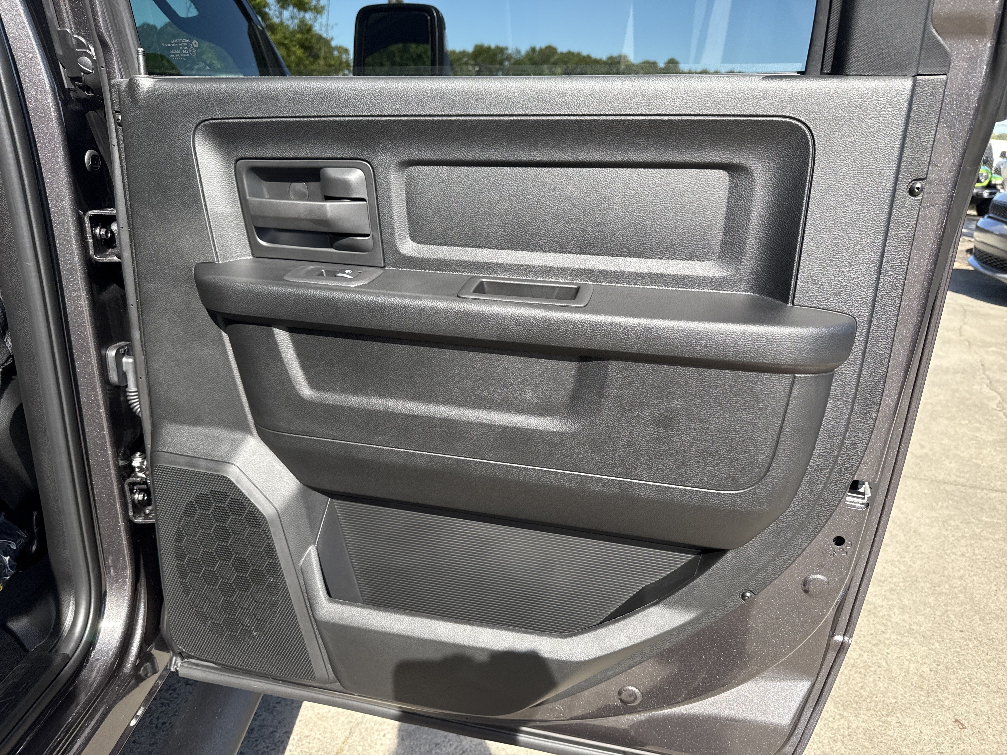 New 2026 RAM 2500 Tradesman AWD/4WD image 17