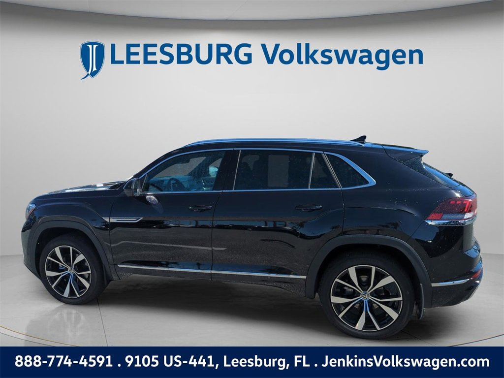 Used 2025 Volkswagen Atlas Cross Sport SEL Premium R-Line image 10