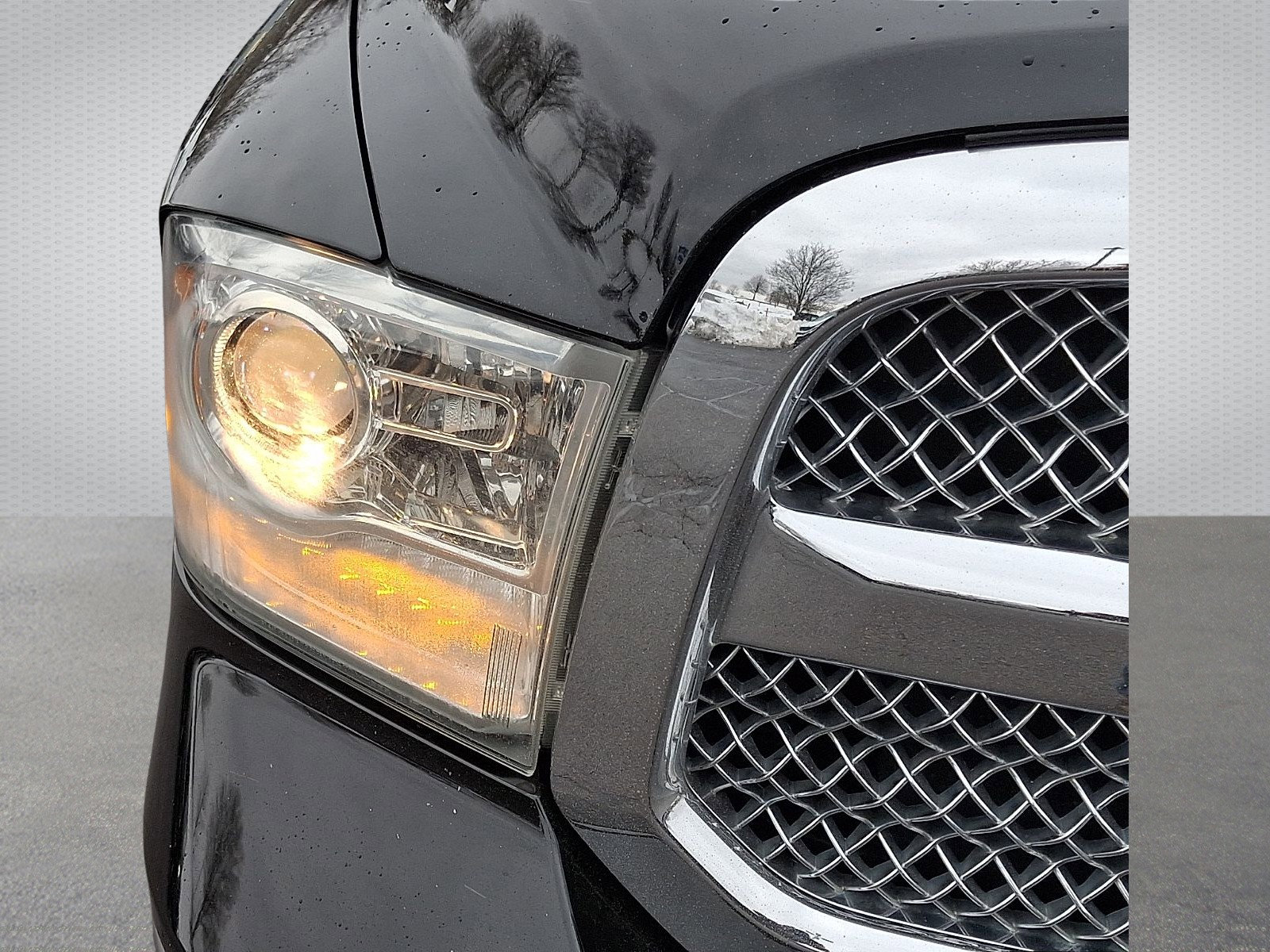 Used 2015 RAM 1500 Laramie Longhorn w/ Convenience Group image 8