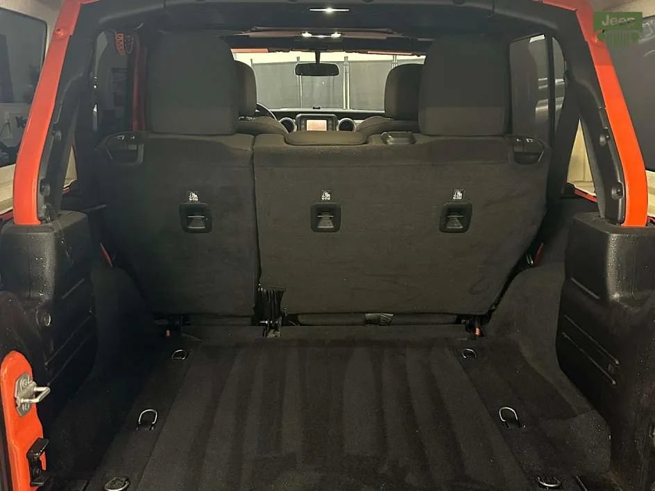 Used 2019 Jeep Wrangler Unlimited Sport S AWD/4WD image 23