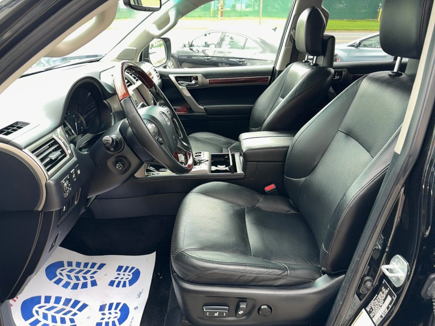 Used 2013 Lexus GX 460 AWD/4WD image 6