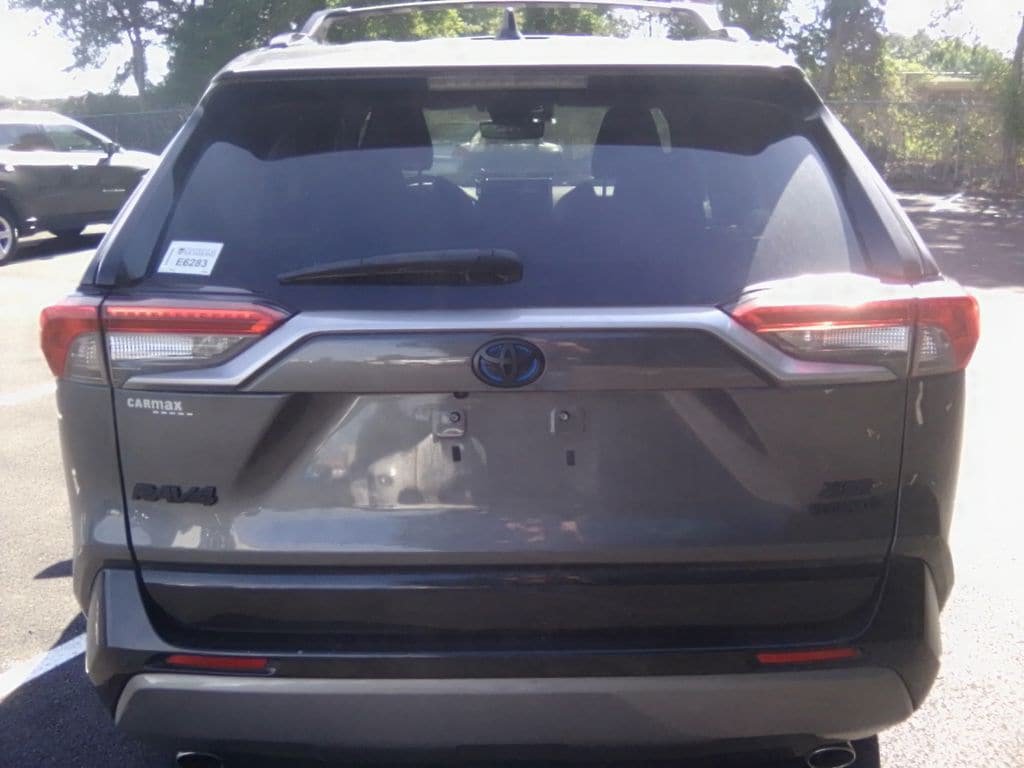 Used 2021 Toyota RAV4 XSE AWD/4WD image 5