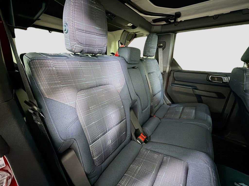 Used 2025 Ford Bronco Heritage Edition image 28