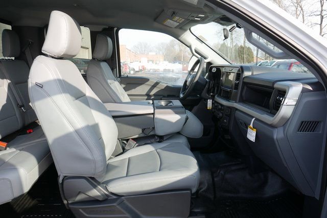New 2026 Ford F250 XL w/ XL Off-Road Package AWD/4WD image 24