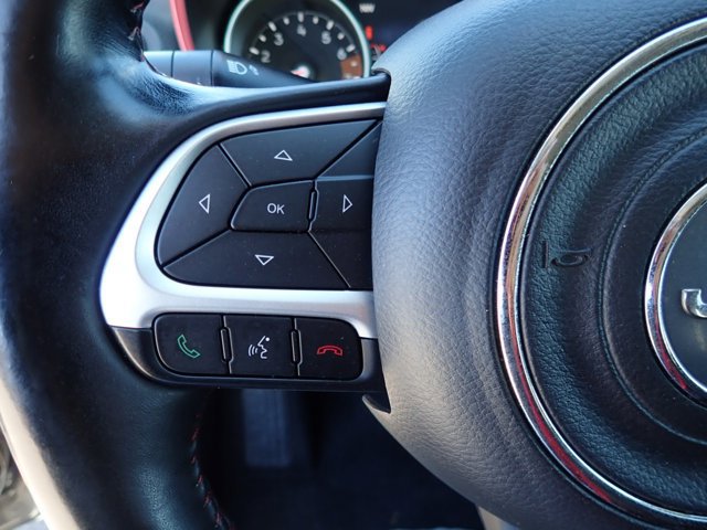 Used 2019 Jeep Compass Trailhawk AWD/4WD image 12