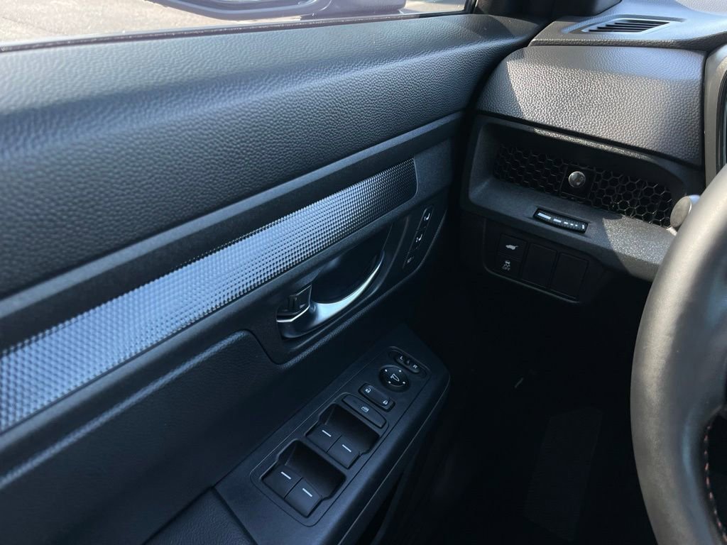 Certified 2025 Honda CR-V Sport-L image 23