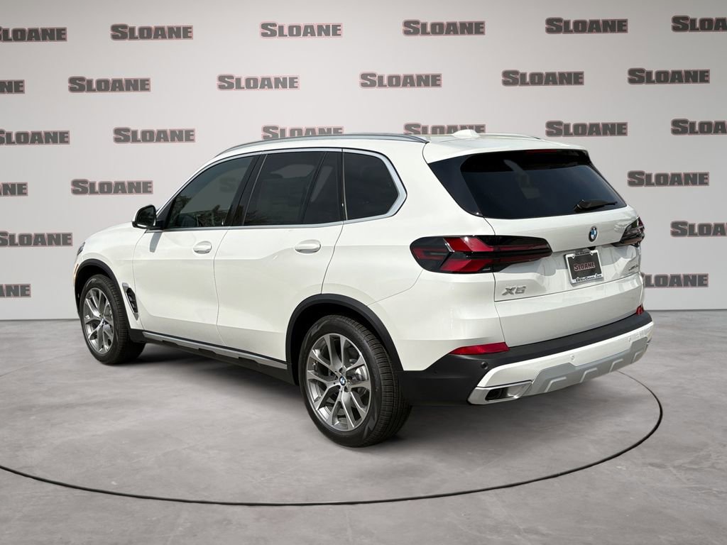 New 2026 BMW X5 xDrive40i w/ Executive Package AWD/4WD image 3