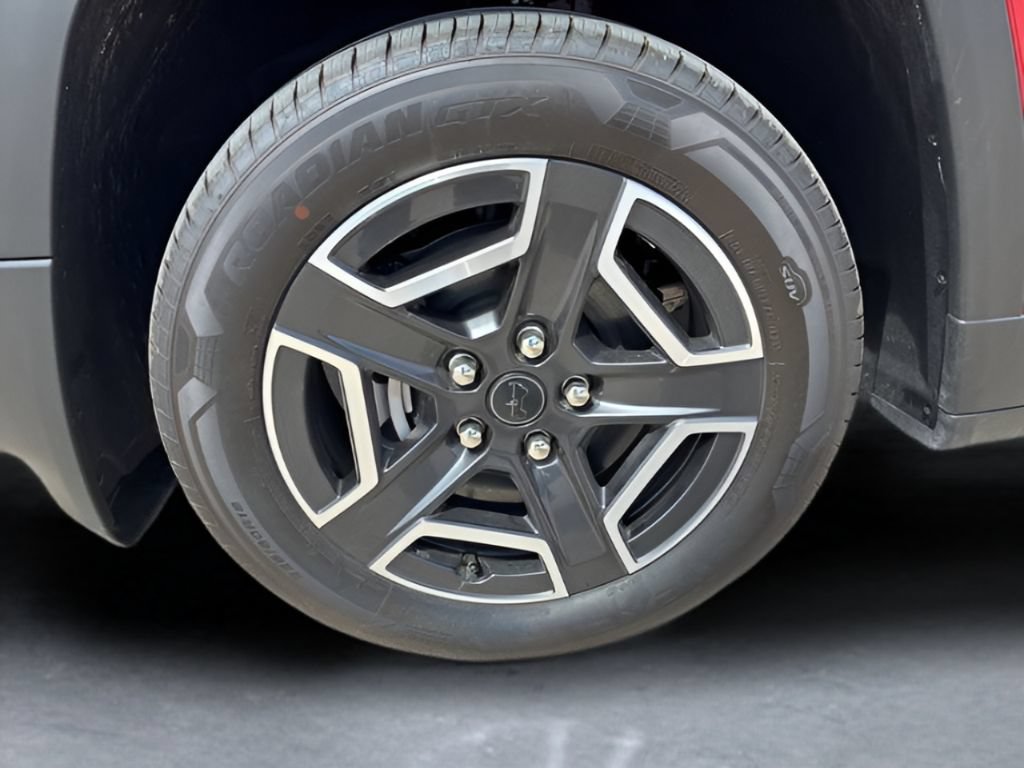 New 2026 Jeep Cherokee Laredo AWD/4WD image 9