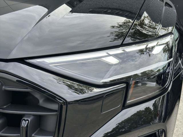 Used 2026 Audi Q8 Premium w/ Convenience Plus Package AWD/4WD image 8