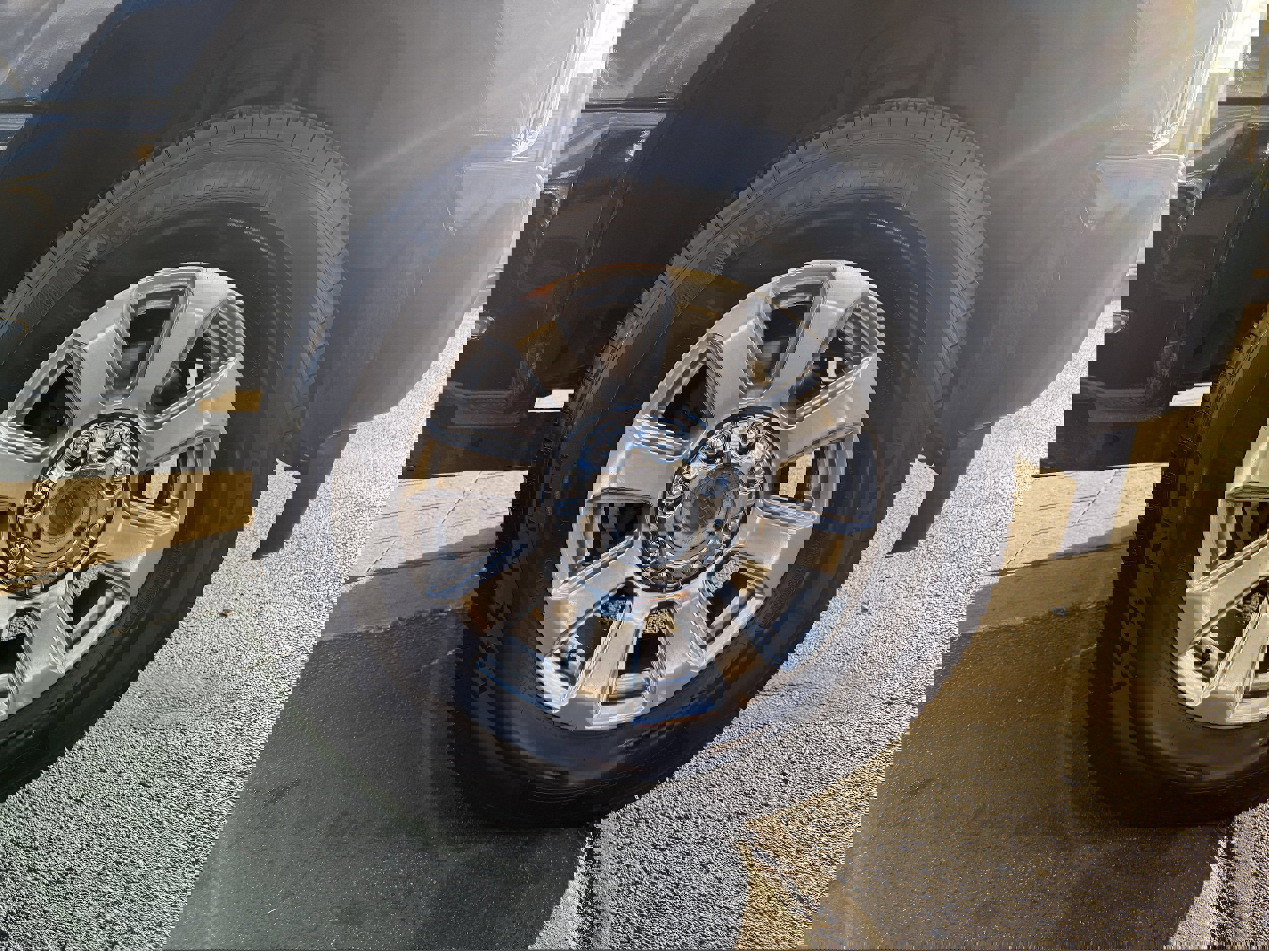 Used 2017 Ford F350 Platinum w/ Platinum Ultimate Package image 5