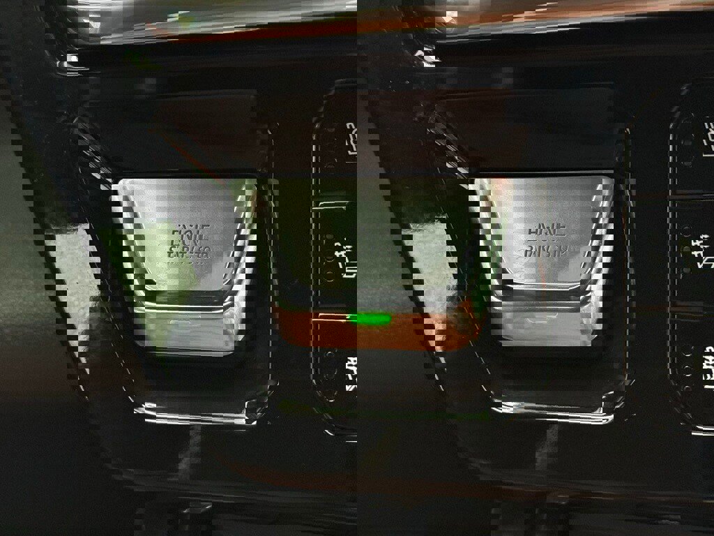 Used 2025 GMC Sierra 2500 Denali Ultimate image 36