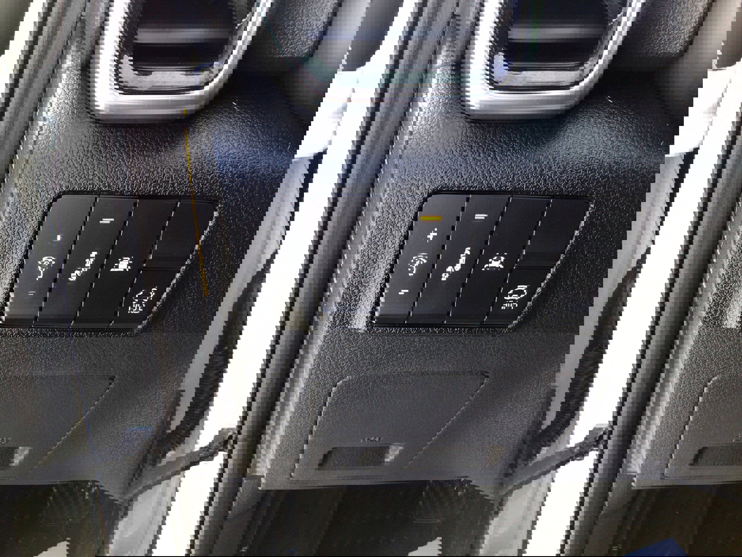 Used 2020 Kia Sportage EX w/ EX Technology Package image 27