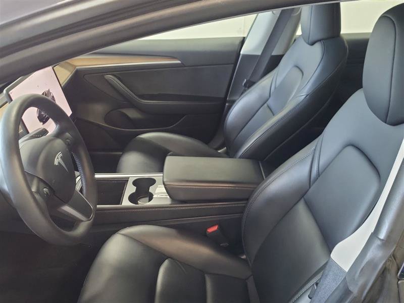 Used 2023 Tesla Model 3 Standard Range RWD image 4