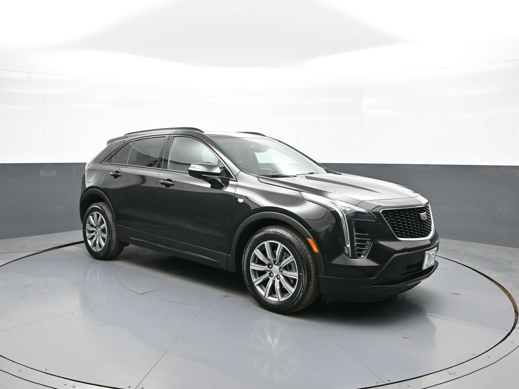 Used 2023 Cadillac XT4 Sport w/ Technology Package AWD/4WD image 4