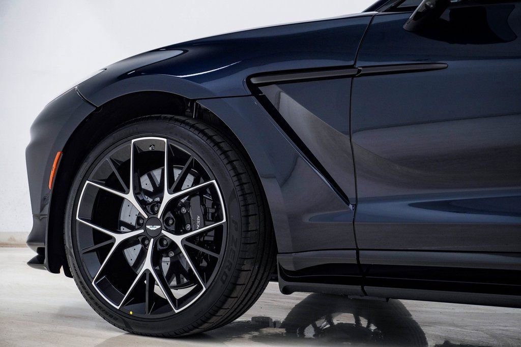 New 2026 Aston Martin DBX 707 image 13