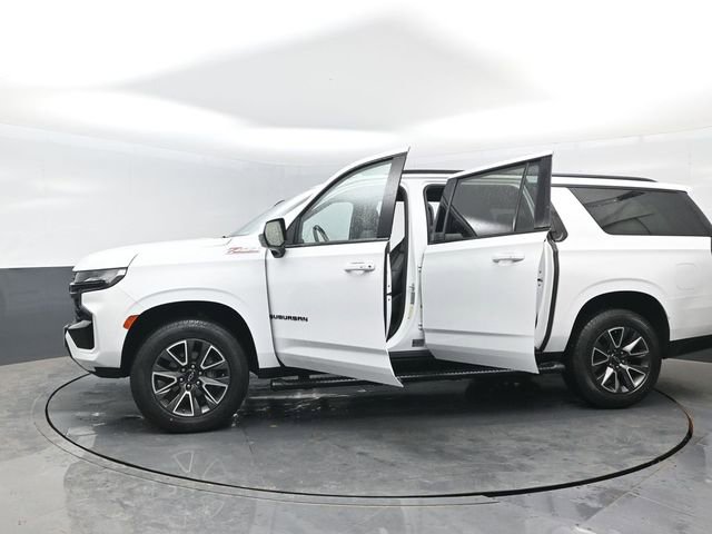 Used 2021 Chevrolet Suburban Z71 AWD/4WD image 30
