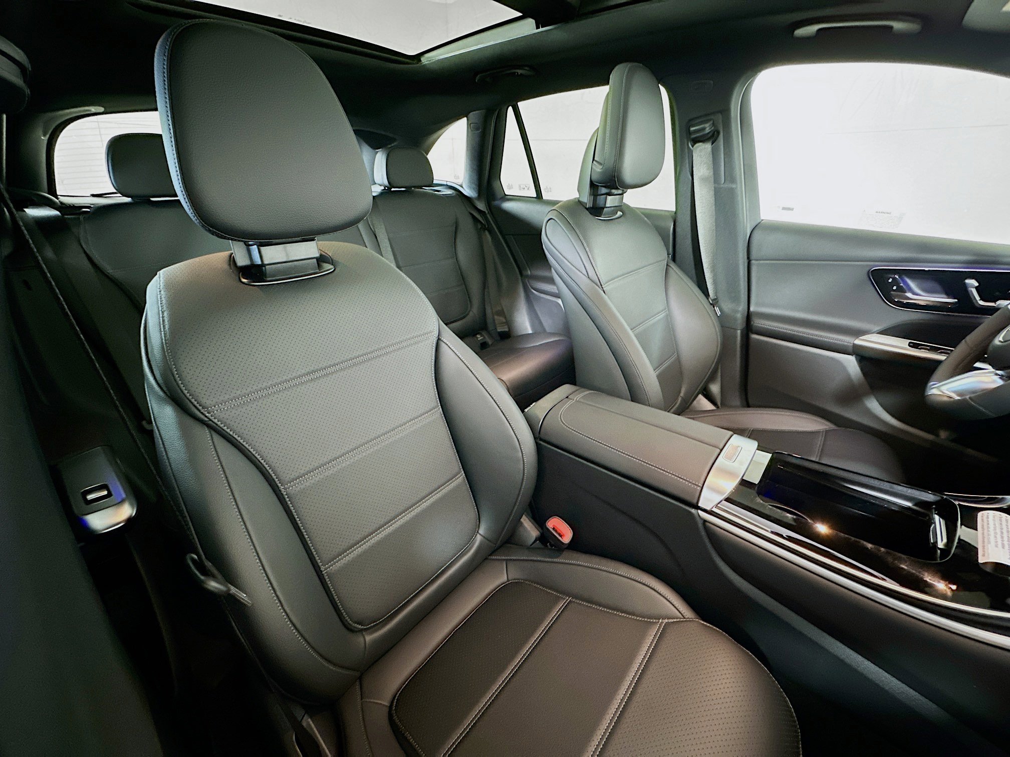 New 2026 Mercedes-Benz GLC 300 4MATIC image 27