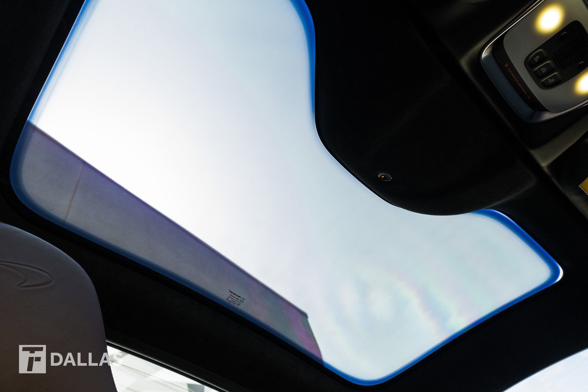 Used 2020 McLaren 720S Spider image 38