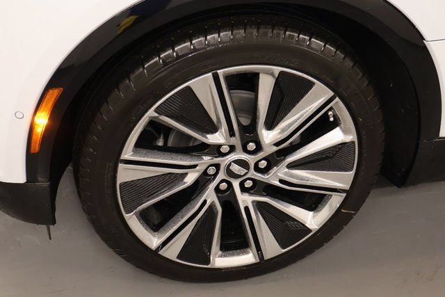 New 2026 Cadillac Lyriq Signature Luxury AWD/4WD image 7