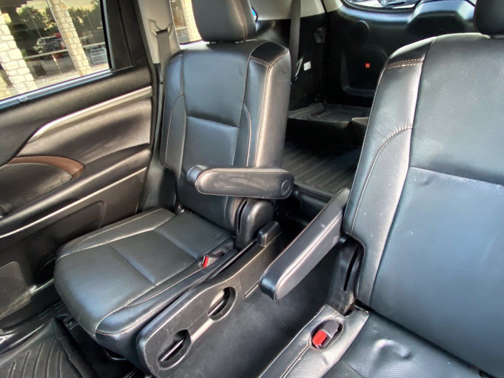 Used 2018 Toyota Highlander Limited w/ Protection Package #3 AWD/4WD image 52