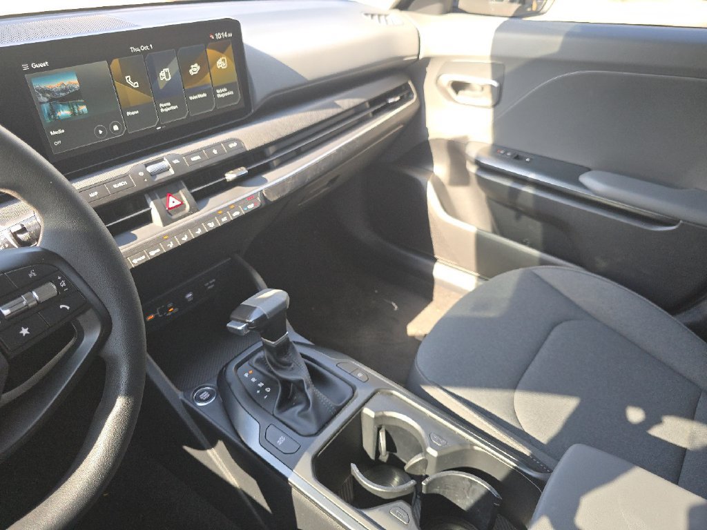 Used 2025 Kia K4 FWD image 26
