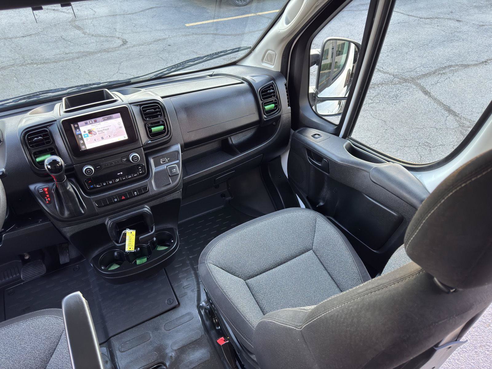 Used 2025 RAM ProMaster 2500 w/ Convenience Group FWD image 20