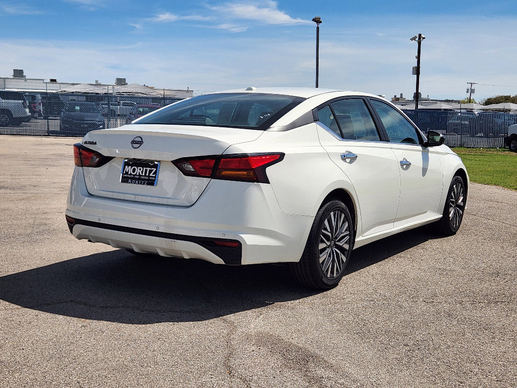Used 2025 Nissan Altima 2.5 SV image 35