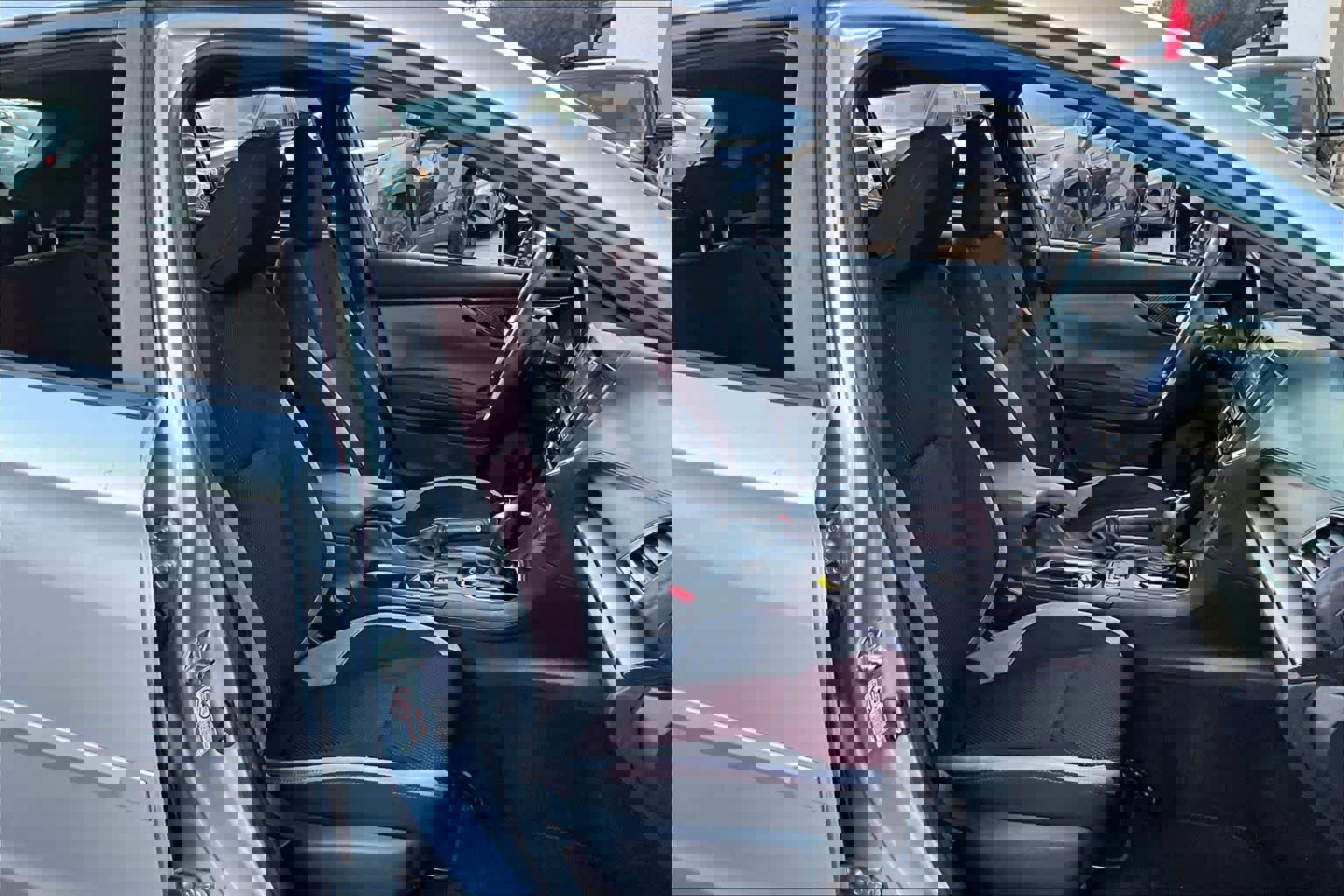 Used 2020 Subaru Impreza 2.0i Sport image 8