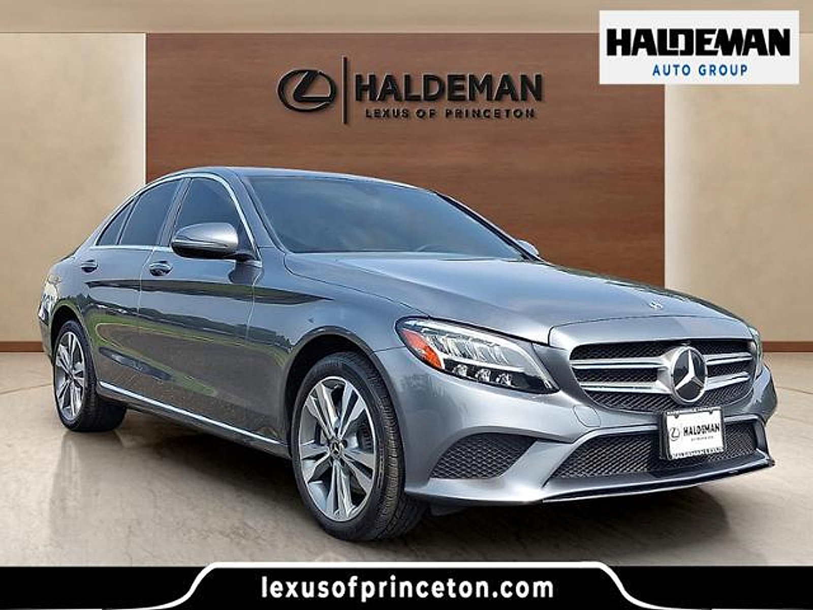 Used 2021 Mercedes-Benz C 300 4MATIC Sedan image 1