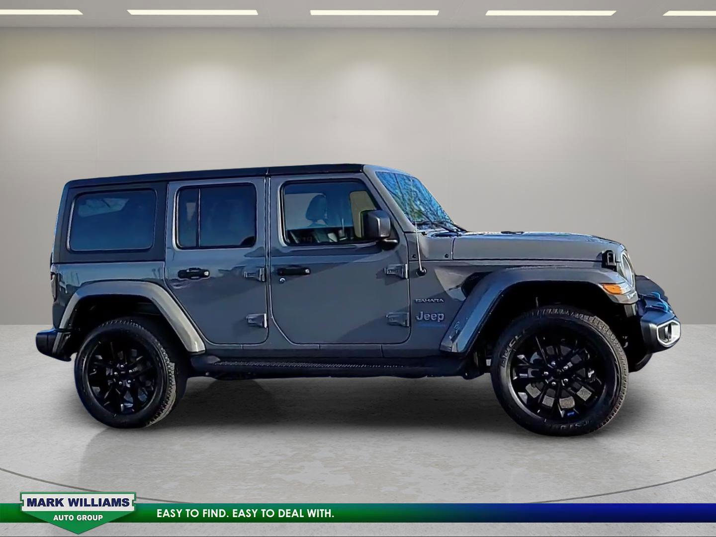 Used 2023 Jeep Wrangler Unlimited Sahara w/ Cold Weather Group image 2