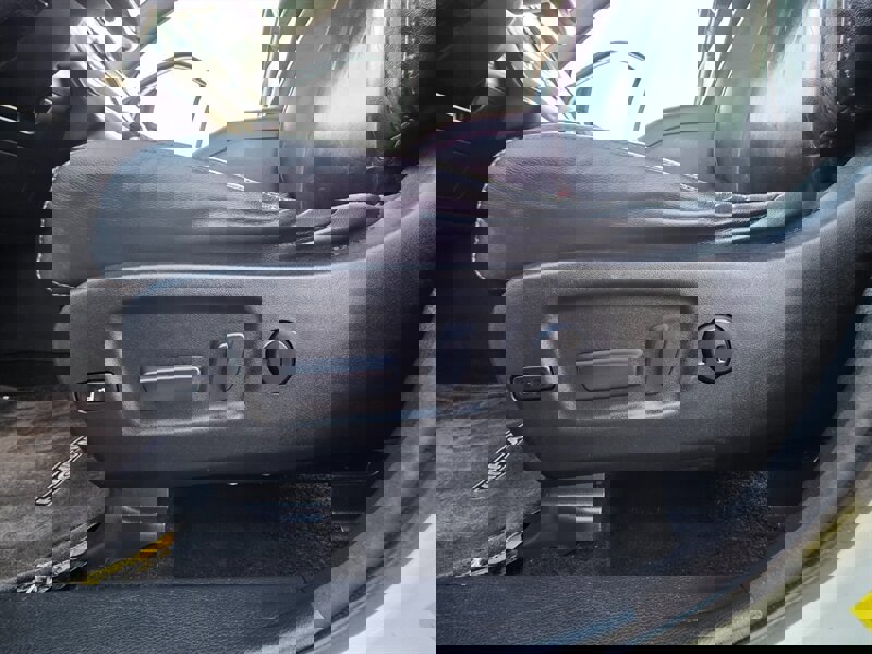 Used 2014 Toyota Highlander XLE image 53