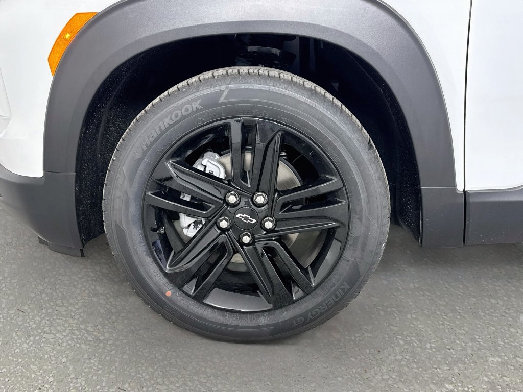 New 2026 Chevrolet TrailBlazer LT w/ Midnight Edition FWD image 30