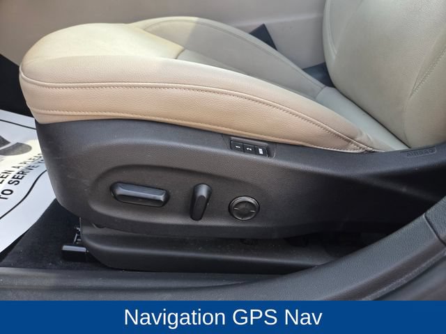 Used 2018 Buick Regal Essence w/ Driver Confidence Package #1 AWD/4WD image 18