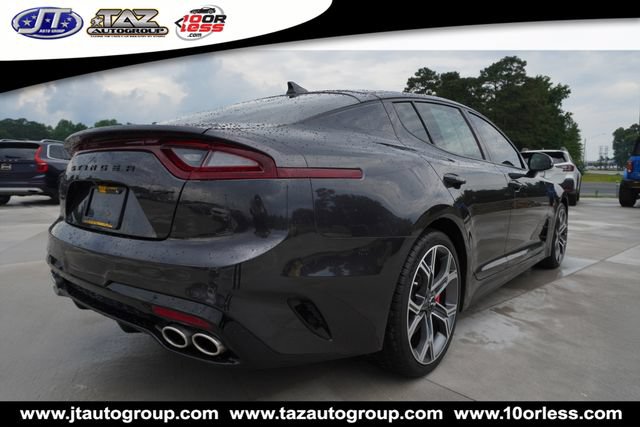 Used 2020 Kia Stinger GT1 RWD image 8