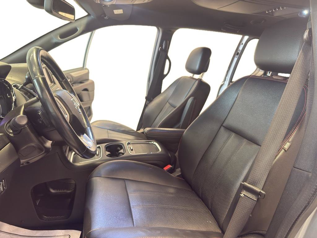 Used 2019 Dodge Grand Caravan GT FWD image 16