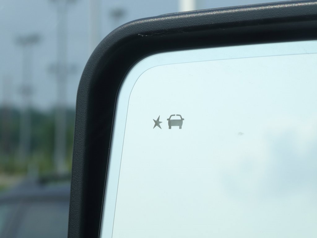 New 2025 GMC Sierra 2500 SLE w/ SLE Value Package; image 11