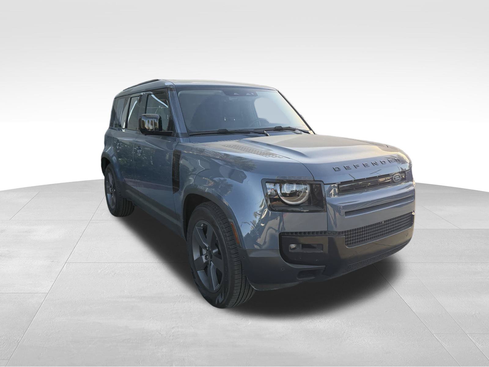 Certified 2026 Land Rover Defender 110 S AWD/4WD image 3