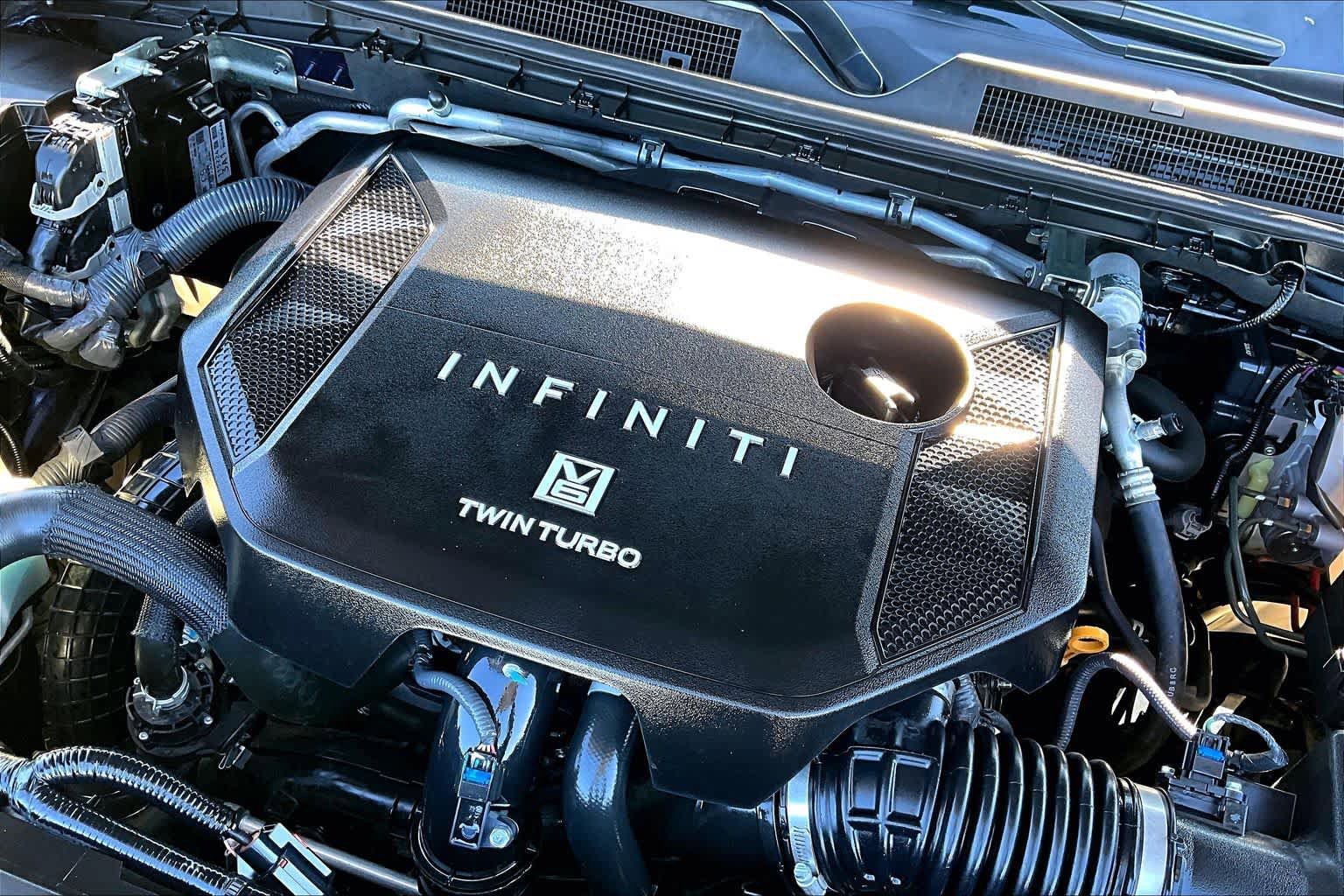 Used 2025 INFINITI QX80 Luxe RWD image 32