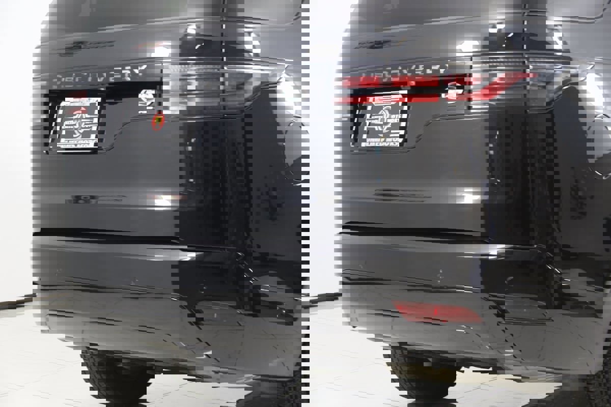 Used 2023 Land Rover Discovery S R-Dynamic image 48