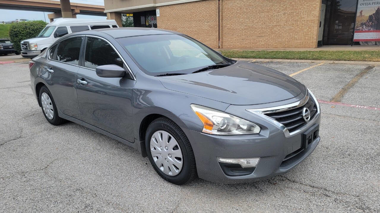 Used 2015 Nissan Altima 2.5 S w/ Power Driver Seat Package FWD image 2