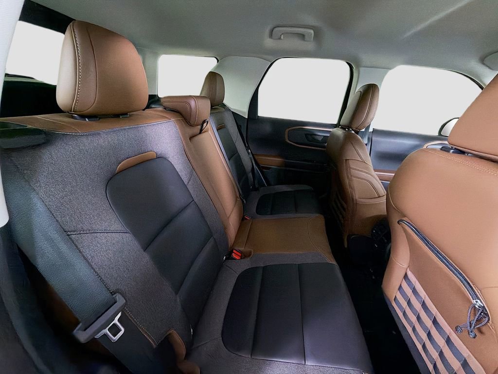 Used 2022 Ford Bronco Sport Outer Banks w/ Tech Package AWD/4WD image 29