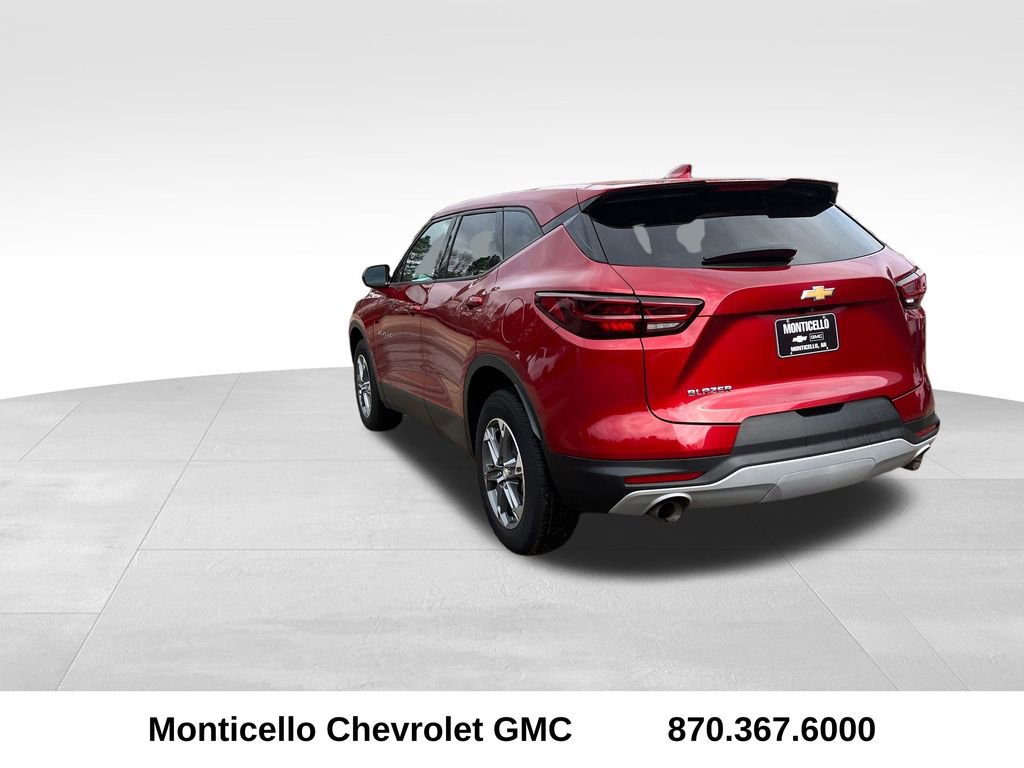 Used 2023 Chevrolet Blazer LT w/ Driver Confidence Package FWD image 6