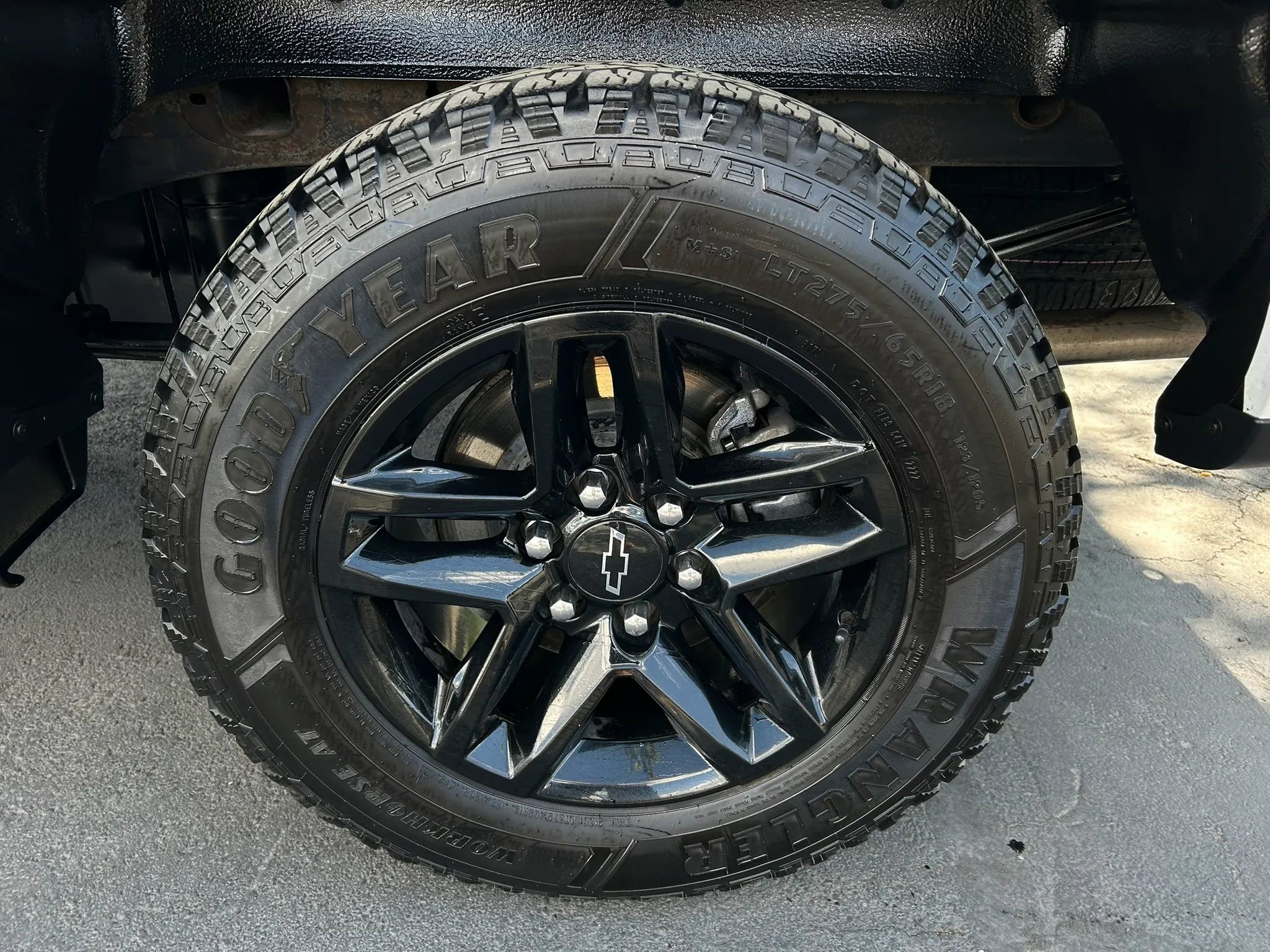 Used 2019 Chevrolet Silverado 1500 Custom Trail Boss w/ Custom Convenience Package AWD/4WD image 27