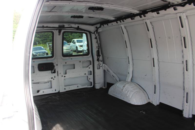 Used 2021 Chevrolet Express 2500 Extended w/ Driver Convenience Package RWD image 13